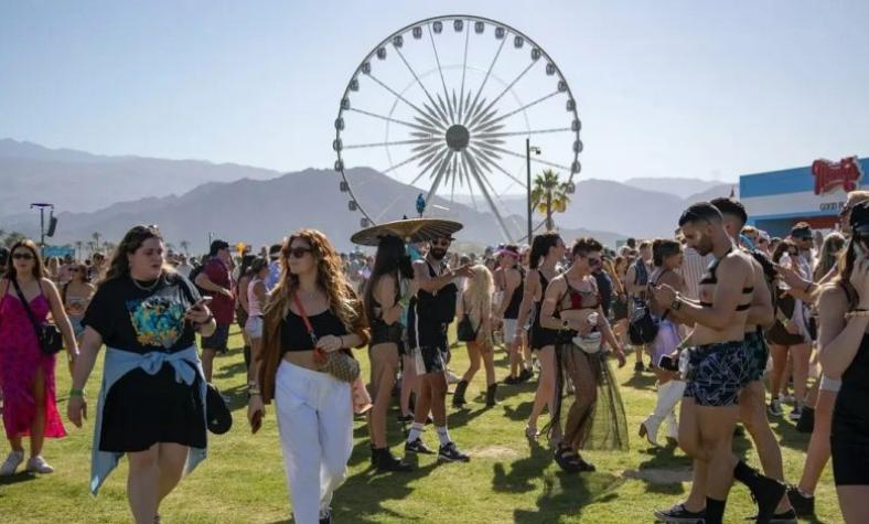 "Funan" a Coachella 2023 por precios excesivos: 2 cafés y 2 burritos en 50 mil pesos