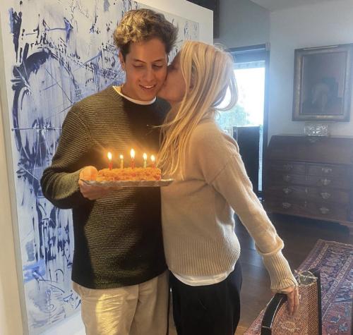 Cecilia Bolocco celebró su cumpleaños número 58 con emotiva sorpresa de Máximo Menem