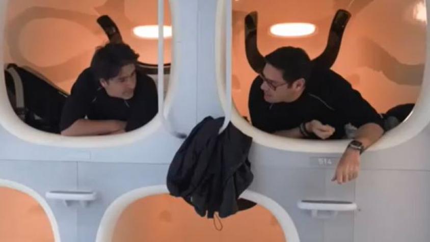 "Se va a escuchar en todas partes": la divertida reflexión de Pancho Saavedra en un hotel cápsula en Japón