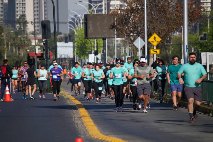 Maratón de Santiago 2023: revisa todos los desvíos y cortes de tránsito para este domingo