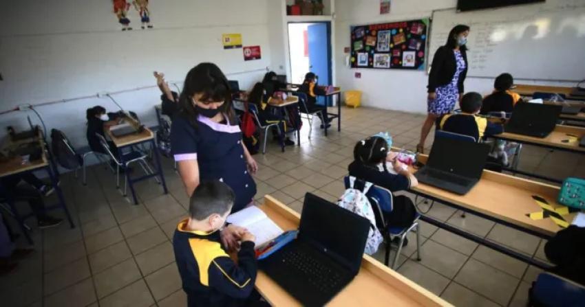 Apoderada golpeó a docente y directora en San Felipe: Estaba citada por su hijo agresivo