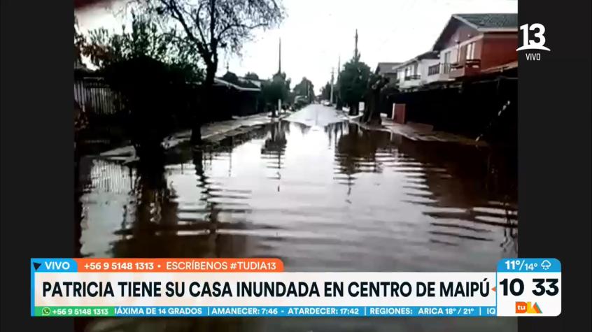 "Se veía venir": Vecina de Maipú por inundaciones en el centro de la comuna