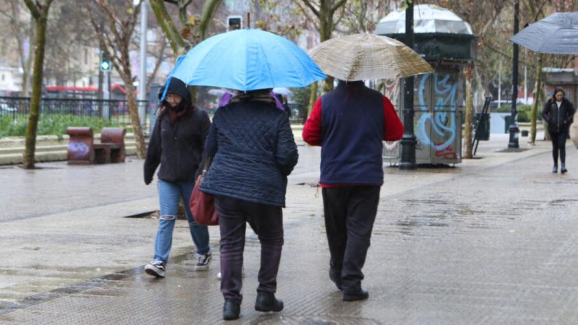 ¡Y se cumplió! Lluvias se registraron esta mañana en Santiago