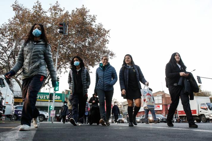 Anuncian uso obligatorio de mascarilla para niños mayores de 5 años en establecimientos escolares