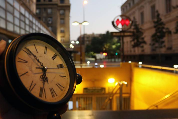 Falta poco: revisa cuándo iniciará el horario de verano en Chile