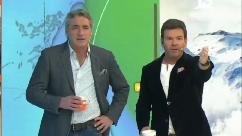 Mujer con short por las calles de Santiago en medio de bajas temperaturas sorprendió en Tu Día