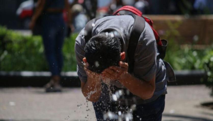 A prepararse: Temperatura en Santiago podría superar los 24° pronosticados para esta jornada