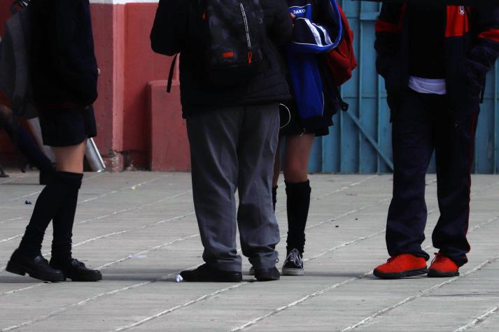 Mineduc confirma suspensión de clases en varias comunas de la Región Metropolitana