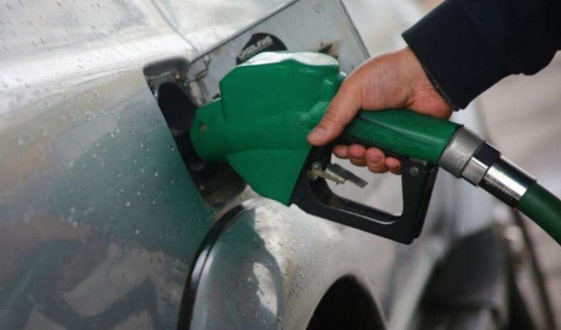 Descuentos en bencina por agosto: Revisa las rebajas por este mes