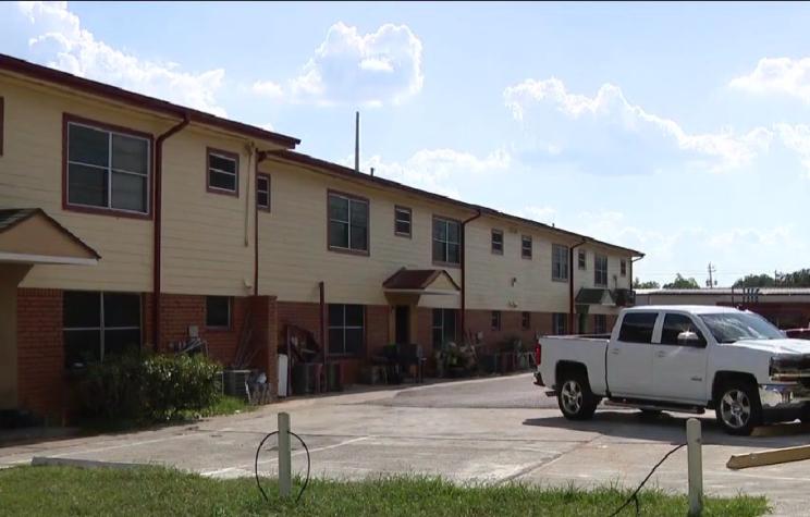 Padre encontró muerta a su hija debajo de la cama: Niña avisó de una presencia extraña en la casa