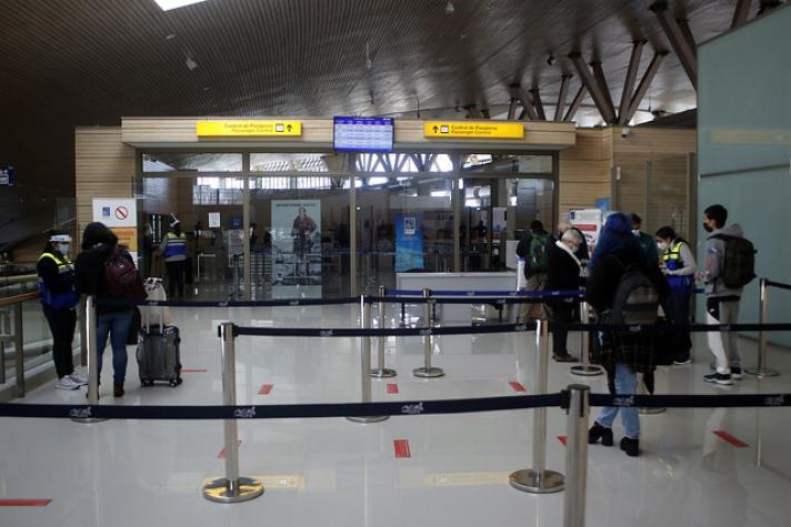 Aeropuerto Carriel Sur de Concepción es evacuado por elemento sospechoso