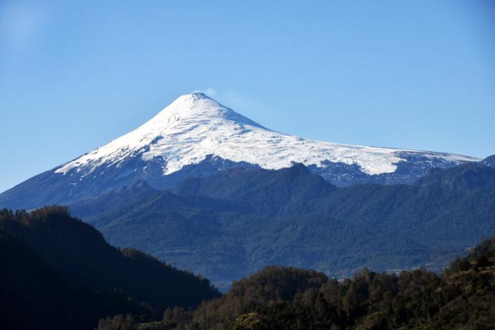 Decretan alerta naranja por actividad de Volcán Villarrica: Evacuarán zonas más cercanas