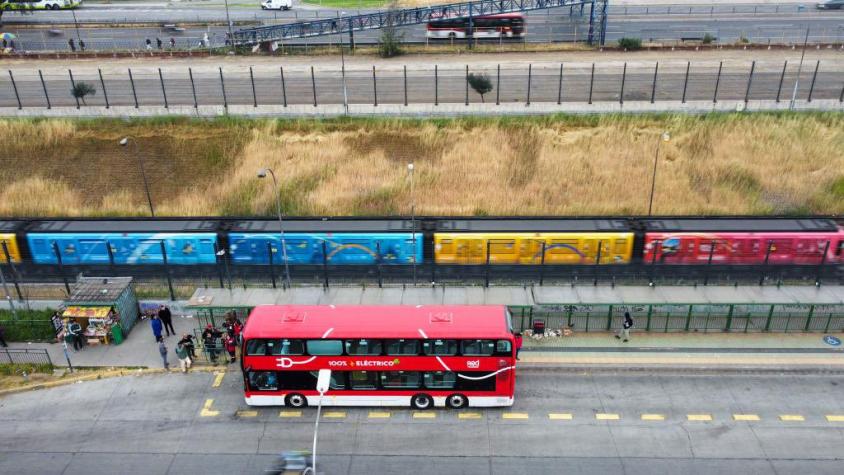 Buses RED de dos pisos ya recorren Santiago: ¿Cuál es el recorrido?