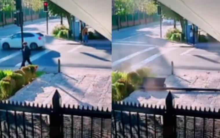 Impactante video captó cómo mujer logró salvarse de milagro de ser atropellada en Vitacura