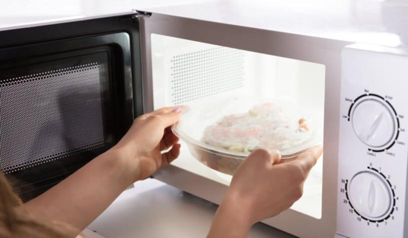 Cómo Usar El Microondas Para Cocinar Platos Básicos 5 recipientes aptos para microhondas