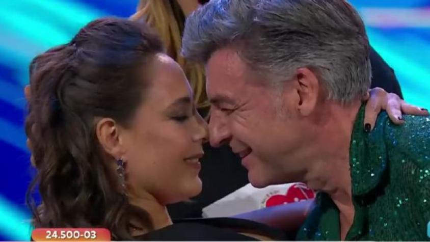 Casi hubo beso: la química de Yann Yvin y Ángeles Araya encendió la Bailetón 