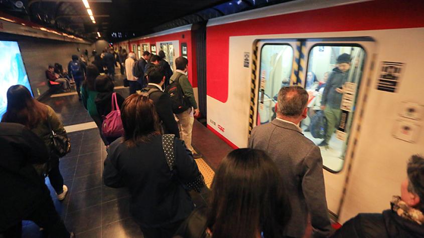 Metro de Santiago tiene ofertas laborales disponibles: revisa acá las vacantes