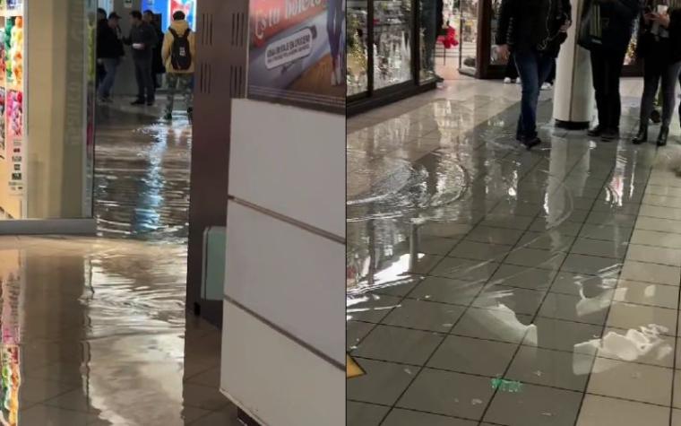 Sorpresiva e intensa lluvia terminó con Mall Apumanque anegado