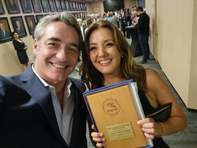 "Merecido": José Luis Repenning acompañó a Priscilla Vargas en un nuevo hito periodístico