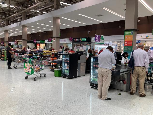 Plebiscito: ¿Qué supermercados están abiertos HOY?