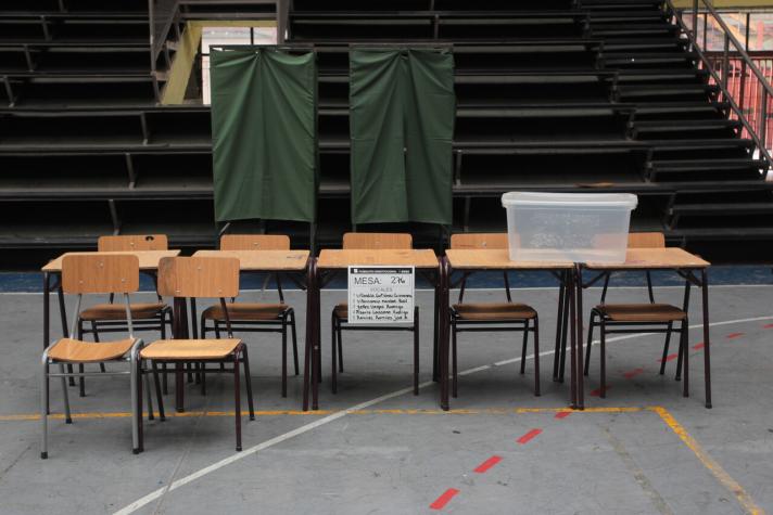 Usó la famosa técnica: vocal de mesa fue a comprar cigarros y no volvió