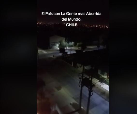 Venezolano se queja del silencio en las calles en Navidad: “La gente más aburrida del mundo”
