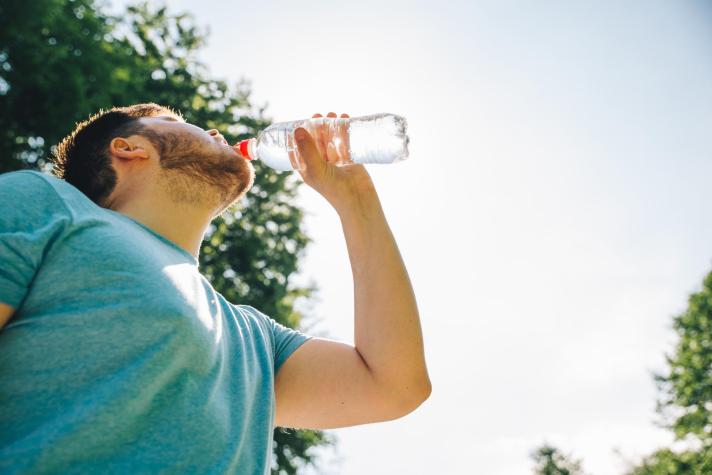 Cinco consejos para evitar la deshidratación al hacer deporte en verano