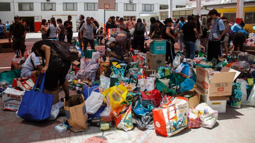 Revisa los centros de acopio disponibles en Santiago para ayudar a los afectados de Valparaíso