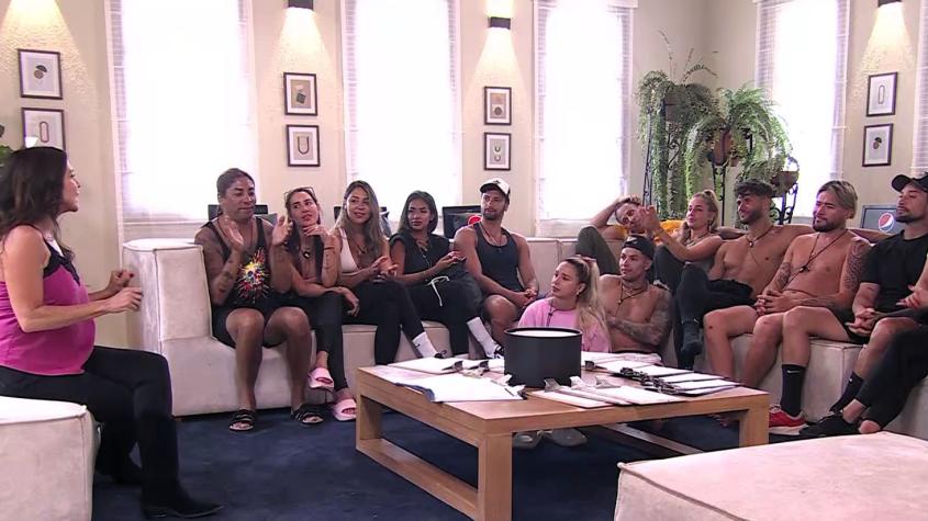 Polémica participante confesó haber salido con ex convicto: "Usé Tinder"