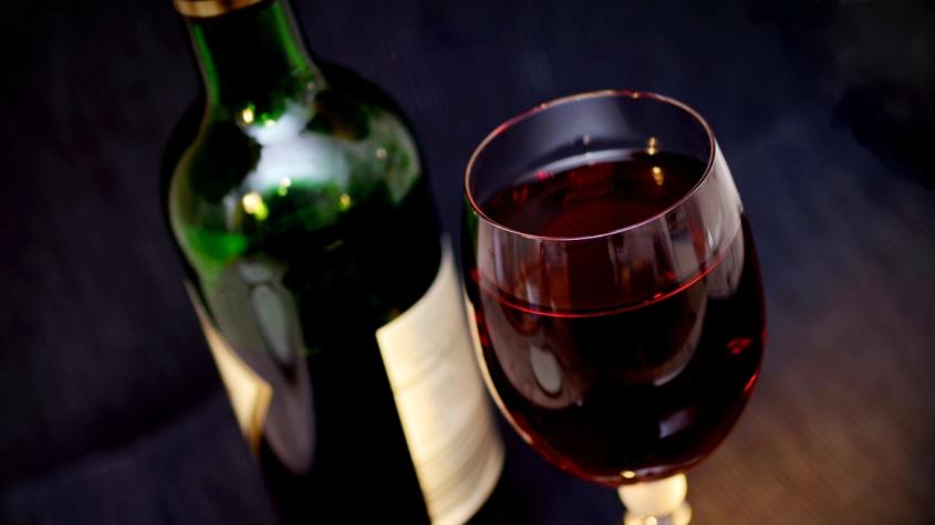 Hombre es detenido por robar 7 mil botellas de vino