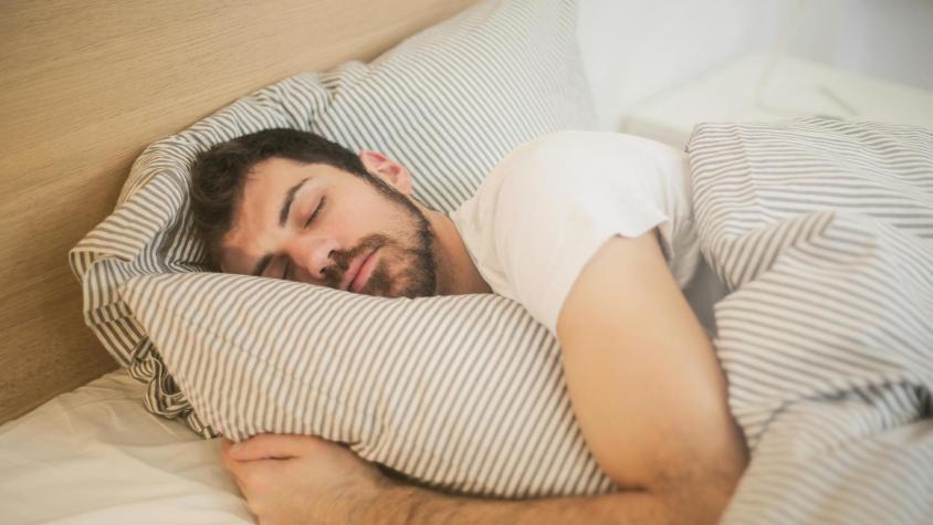 Cambio de hora en Chile: ¿Cuánto tarda el cuerpo en acostumbrarse al nuevo horario?