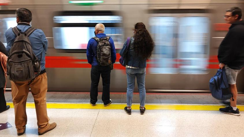 Metro de Santiago - Agencia Uno