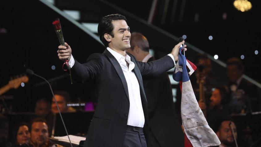 Matteo Bocelli anuncia concierto en Santiago y las chilenas celebran en sus comentarios