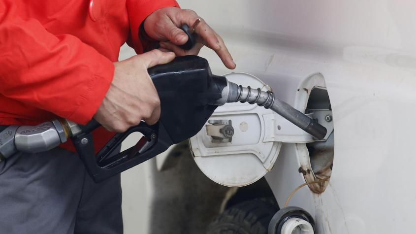 Malas noticias para los conductores: informan nueva alza en el precio de los combustibles