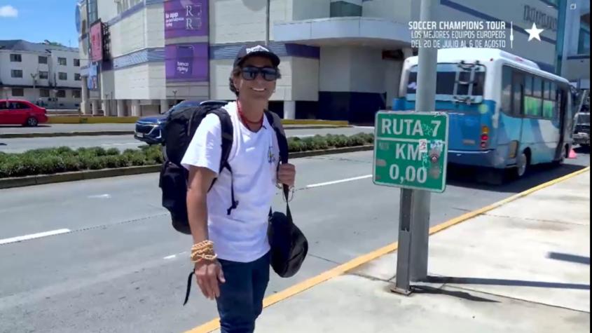 Claudio Iturra en el kilómetro cero de la Carretera Austral - La Ruta de la Patagonia