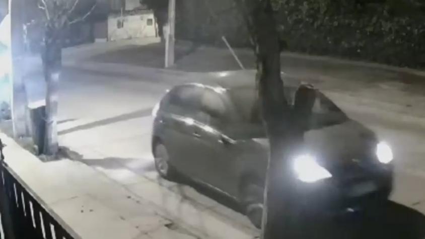 Dos turbazos en una noche: vehículo robado en la primera casa fue visto en la segunda