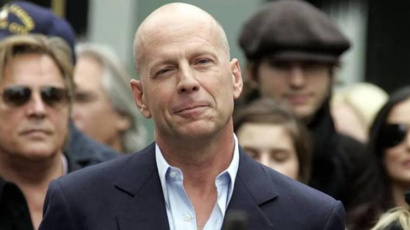 Esposa de Bruce Willis revela que el actor ya no puede hablar