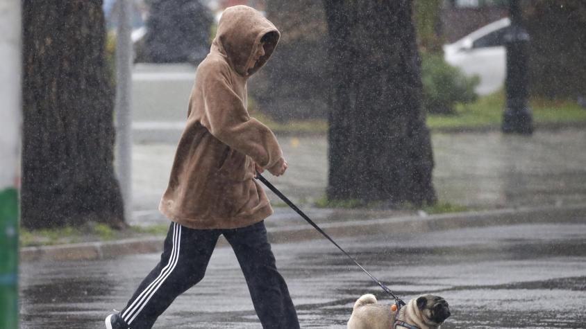 Hasta con granizos: lo que se espera de la lluvia de esta tarde
