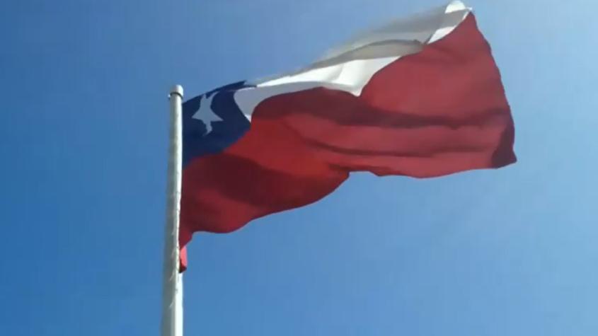 Fiestas Patrias 2024: Conoce la manera correcta de instalar la bandera chilena