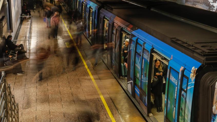 Metro de Santiago Fiestas Patrias