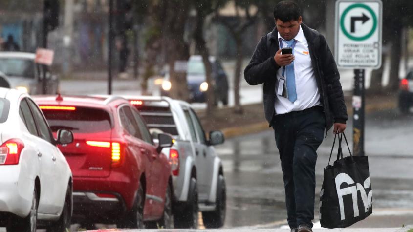 Pronostican lluvia para Santiago la próxima semana: Michelle Adam adelantó las características de las precipitaciones