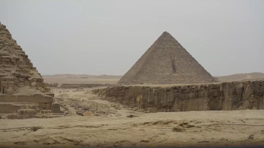 Marcelo Kiwi recorre las impresionantes pirámides de Giza en "Siempre hay un Chileno" en Egipto