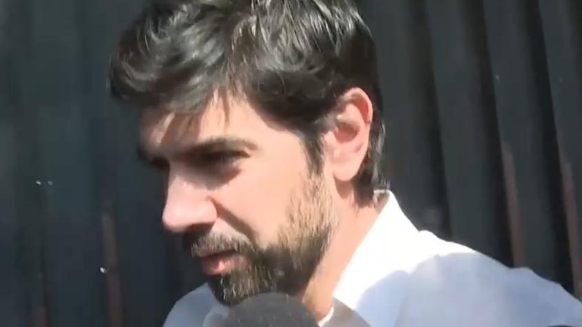 Así fue la salida de Joaquín Lavín León tras visitar a Cathy Barriga en la cárcel