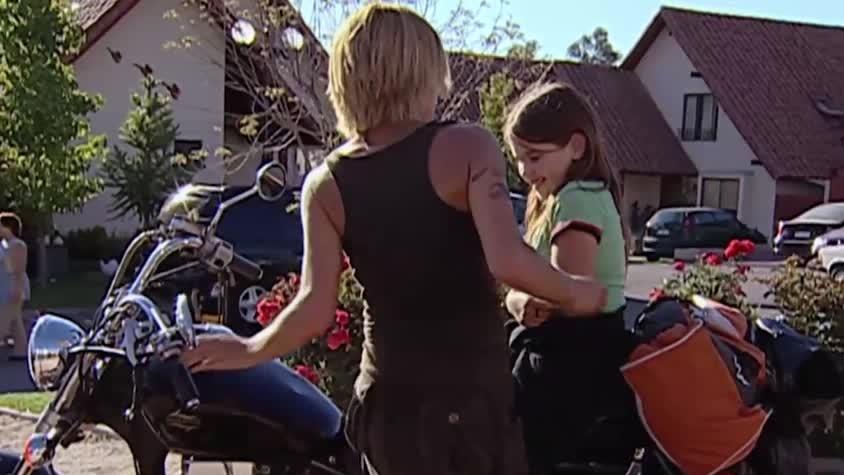 Papi Ricky | Capítulo 16 | "¿De qué estás escapando?"