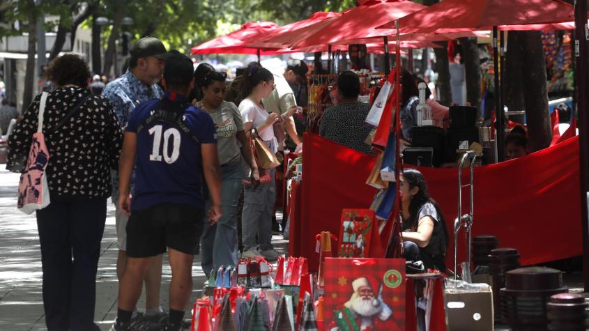 Pronostican posible ola de calor para la semana de Navidad en la Región Metropolitana