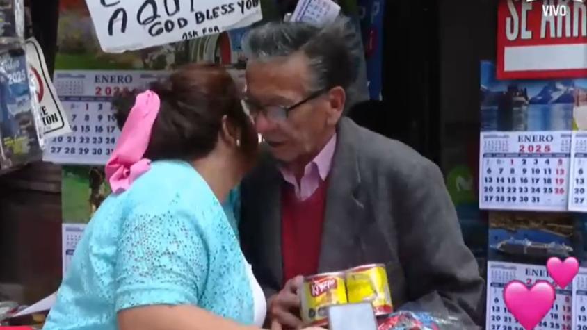 "Batallón de Amor" sorprende a adulto mayor comerciante de Santiago: Le regalaron productos para vender