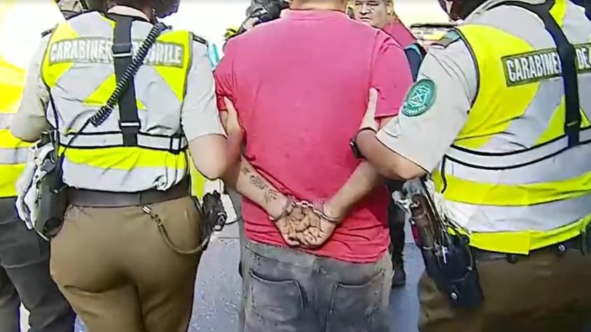 Detienen a conductor por manejar auto con encargo por robo y sin llaves en Peñalolén