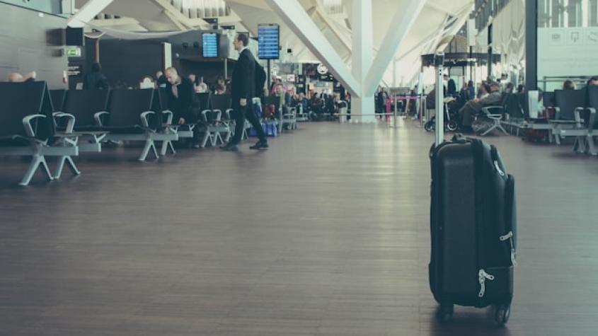 La importancia de las maletas, mochilas y loncheras en nuestros viajes: historia y evolución