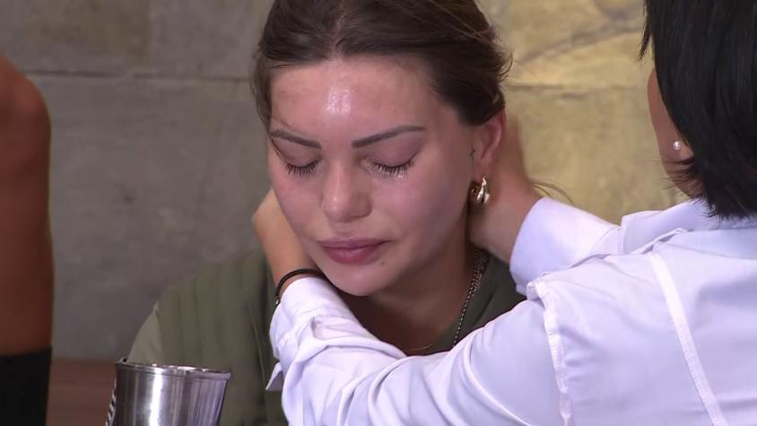 Faloon Larraguibel sufre preocupante colapso físico: fue trasladada a tienda médica