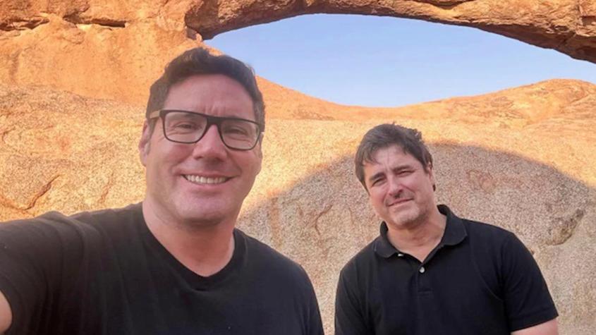 La emoción de Pancho y Jorge al visitar el “arco de piedra” en Socios por el Mundo